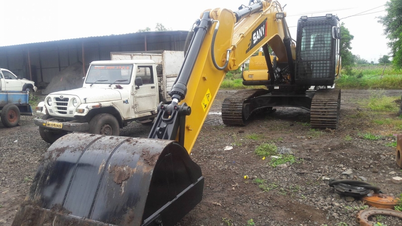 SANY_EXCAVATOR.jpg