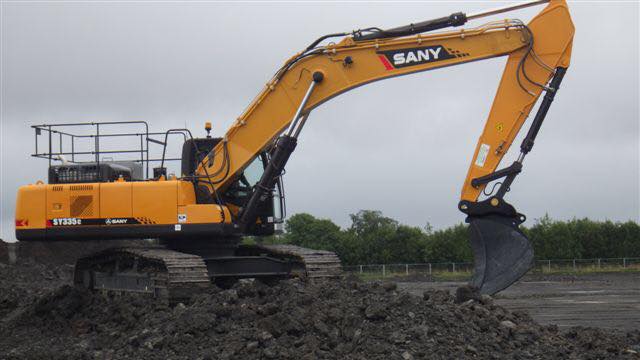 sanyexcavator.jpg