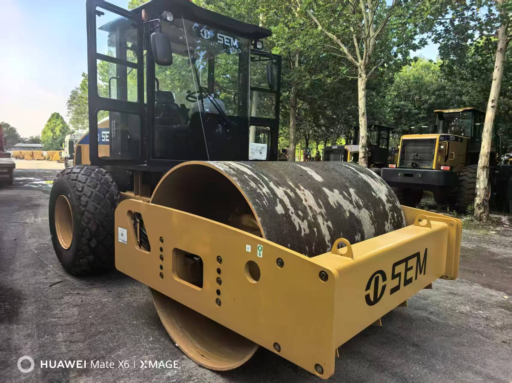 Sold a SEM road roller