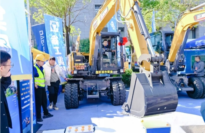 1761875999810313.png 图片.png