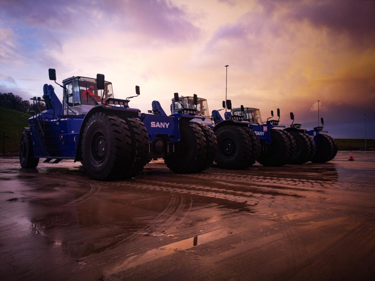 SANY Delivered 10 Units Of Mobile Port Equipments To UK Client